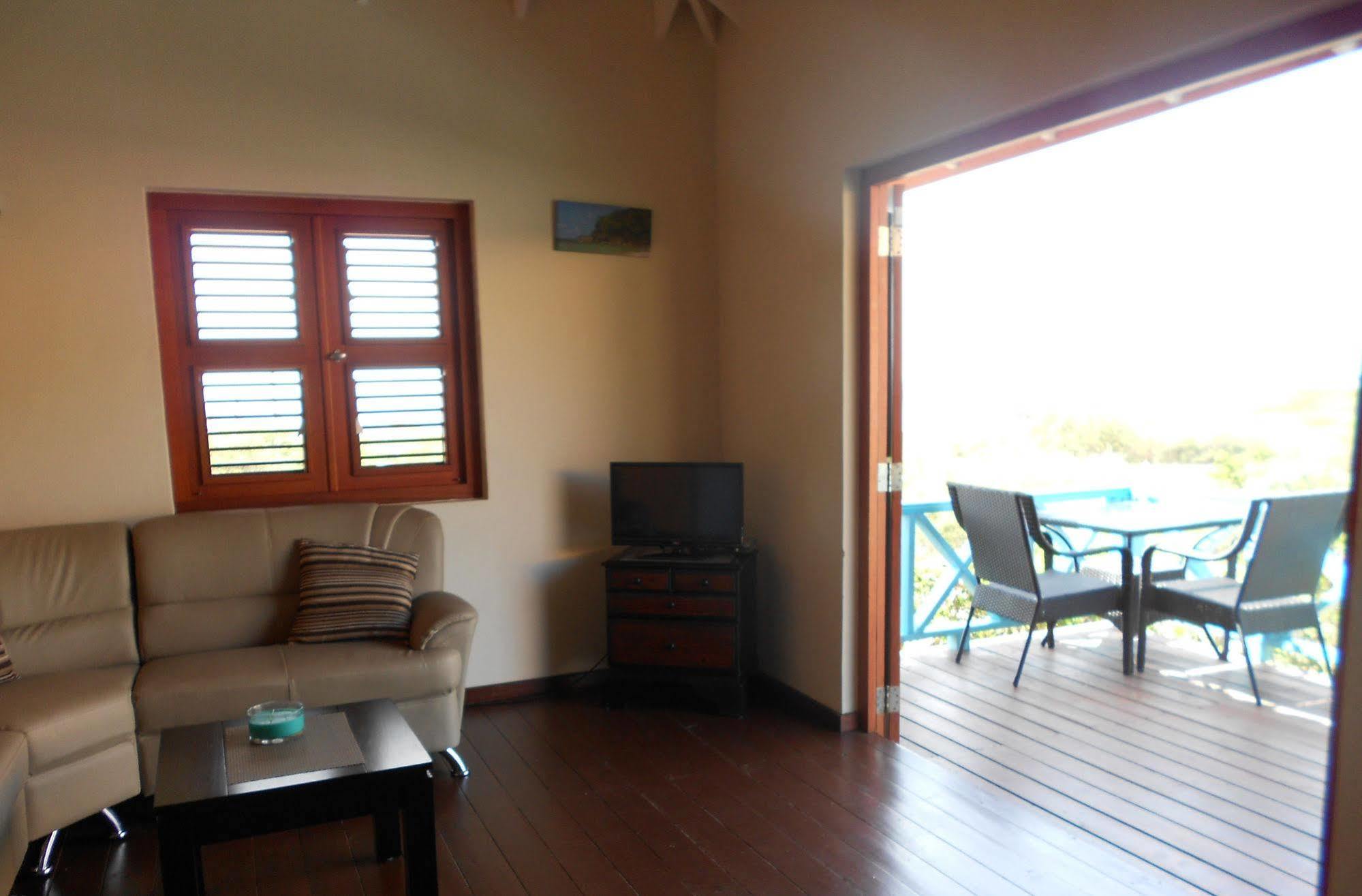 Westhill Bungalows&Diving Westpunt Buitenkant foto